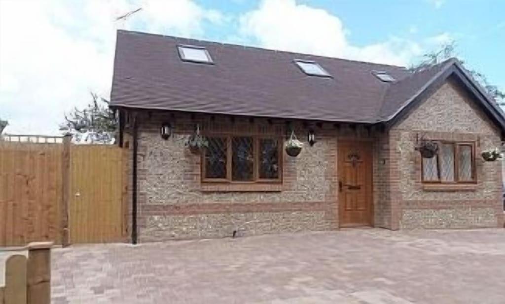 Hunters Retreat Villa Lyminster Exterior foto